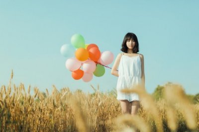 “抵触三公傲帝王” 《集邮名词3字》