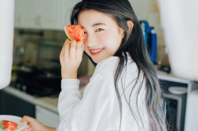 下月女婿来_方可全支配 《打一字》