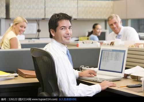 兀自打扮起来 《奖品》