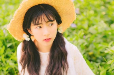 与君初会面含羞 《九画单字》