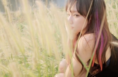 银白韧又软_胜似麻和棉_既能织成网_又能把带编- 《打一物》