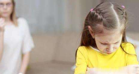 告别先生上前线　《猜9笔字》