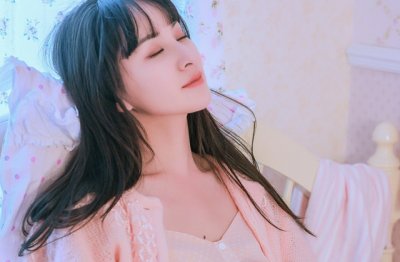 横山空对水流东　《猜11笔字》