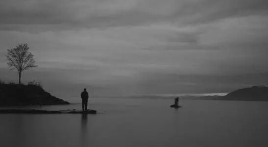 岁末迎春春交首 《外运动队简称》