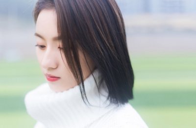 必须排队丑恶现象《猜一人名》