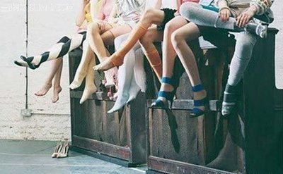 投资有收益 《京剧演员》