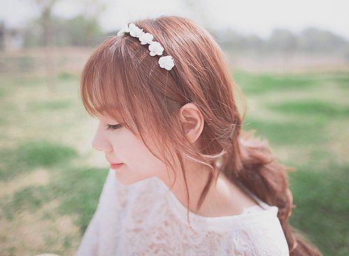 猜谜语题目:元旦离家除夕还《打一个天文词》