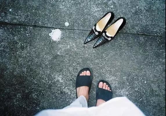 一点不假《旅游胜地名》