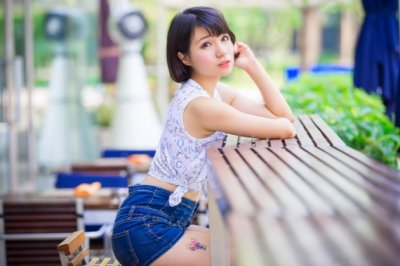 喝酒估计特开心 《骊珠》