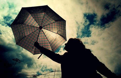 蛾眉上顶半边天 《九笔字》