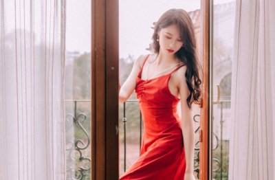 楼前眉月直如钩_含泪迎君还家门 《财会词语》