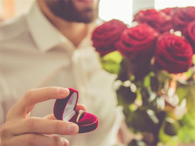 孑孓《猜一数学词语》