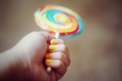 说得四座青了脸 《４字新词_卷帘》