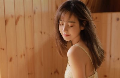 女子组到达 《三字流行歌曲》