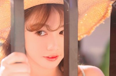 甲《猜一动物名》