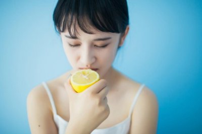 东北楼高人休倚 《动画人物》